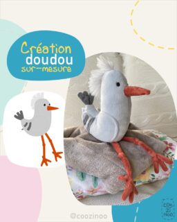 Création doudou cagou sur-mesure ! ✨

Ce doudou-là, c’est le doudou Coozinoo qui aura voyagé le plus loin. Une création qui a fait un très très long voyage jusqu’à son nouveau propriétaire... à l’autre bout du monde ! 
Car cet oiseau, très particulier et rare, que je ne connaissais pas moi-même avant que Valérie m’en fasse la demande, est tout simplement l’oiseau emblématique de la Nouvelle-Calédonie !
Le cadeau de naissance de son petit neveu neo-calédonien était donc tout trouvé : un doudou cagou huppé à câliner sans modération ! 😊

#doudoufaitmain #doudoucousumain #doudoupersonnalisé #creationsfrancaises #fabriqueenfrance artisanatfrancais creationartisanale creatricefrancaise doudouoriginal coozinoo doudouunique peluchefaitmain reproductiondoudou doudousurmesure creationdoudou sosdoudou creerdoudou creerdoudousurmesure creationdoudousurmesure recreerdoudou doudoucagou